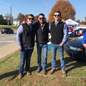 Meet your Posher, Logan